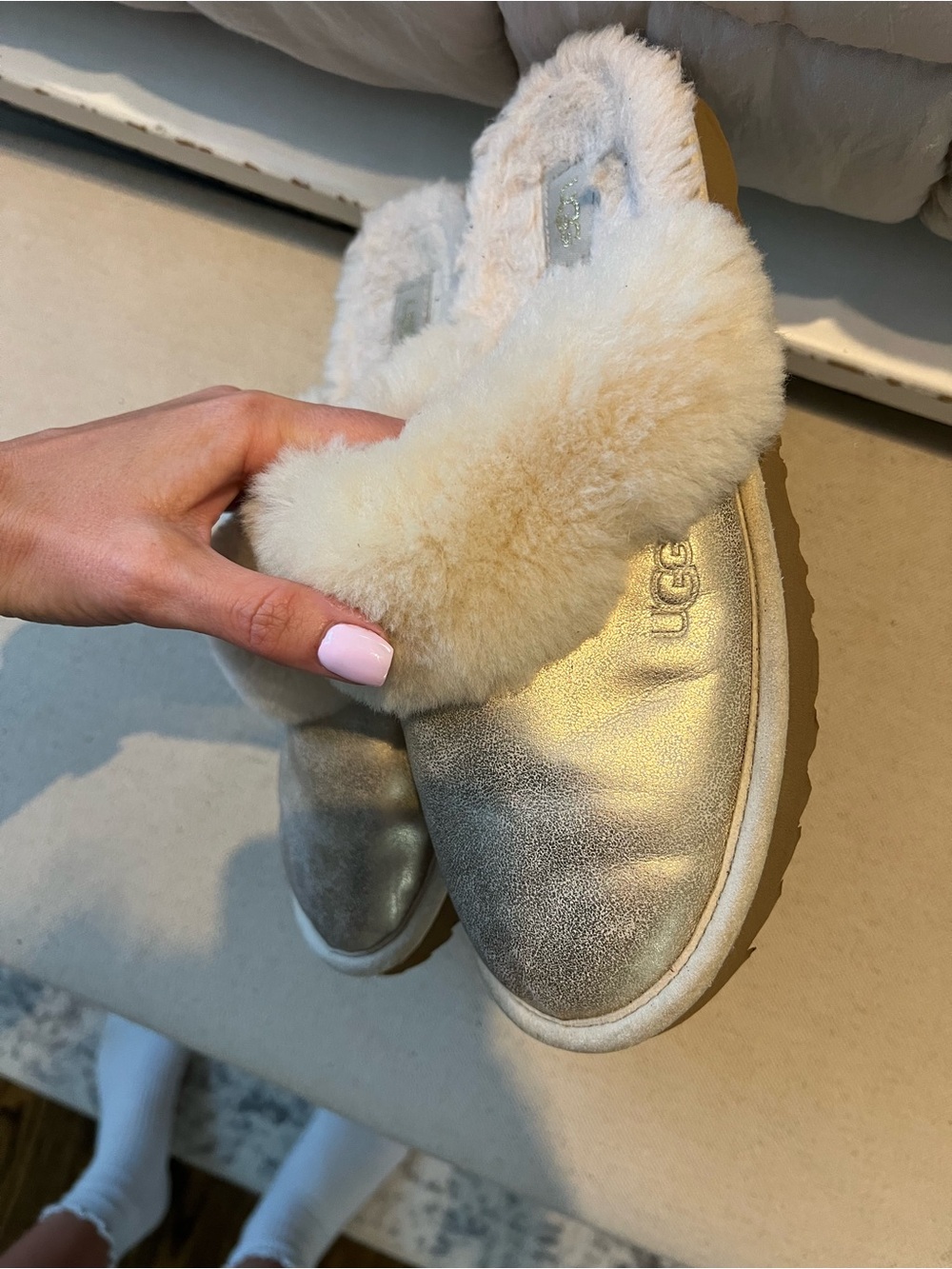 UGG Kids Metallic Sheepskin Slipper - Gold